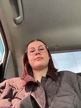 Snapshot of RinaCat chatting on 11, 4, 2026 RinaCat online show from 11, 4, 2026