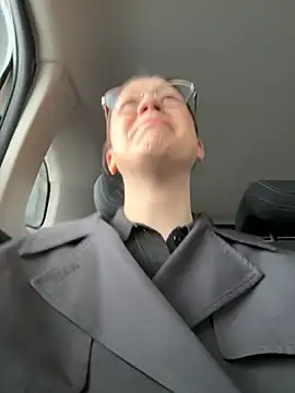 Snapshot of RinaCat chatting on 13, 4, 2026 RinaCat online show from 13, 4, 2026