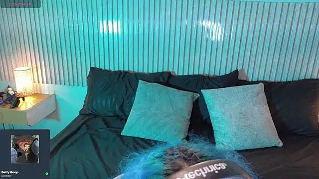 Eli666uwu online show from 19, 12, 2025