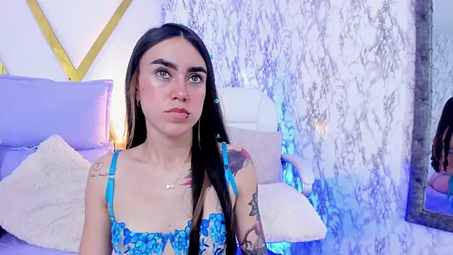 Athziry  online show from 10, 1, 2025