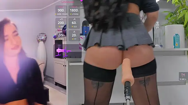 Snapshot of luckyalice_ chatting on 12, 9, 2025 luckyalice  online show from 12, 9, 2025