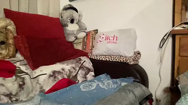 Snapshot of EroticVenetian chatting on 8, 10, 2025 EroticVenetian online show from 8, 10, 2025