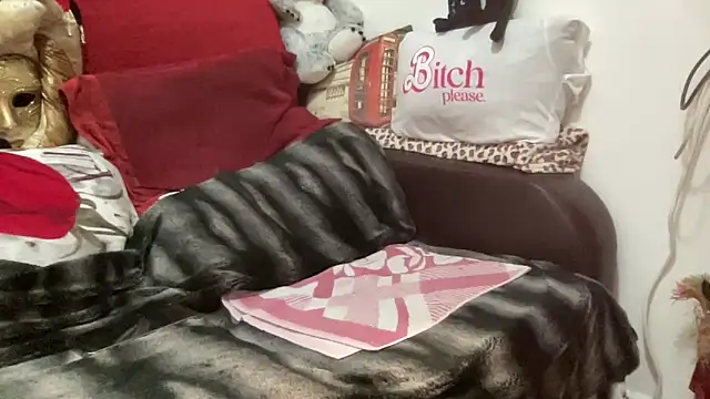 Snapshot of EroticVenetian chatting on 29, 10, 2025 EroticVenetian online show from 29, 10, 2025