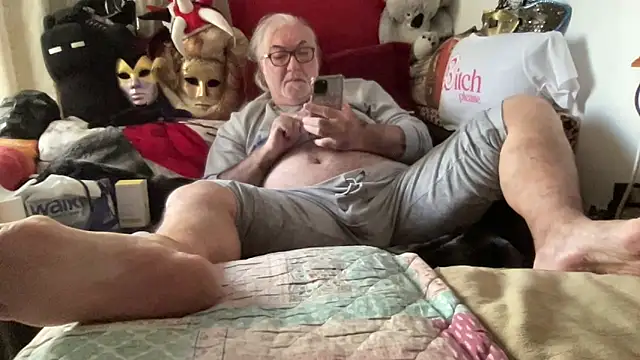 Snapshot of EroticVenetian chatting on 25, 11, 2025 EroticVenetian online show from 25, 11, 2025