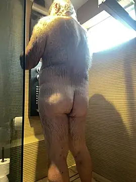 Snapshot of EroticVenetian chatting on 6, 7, 2026 EroticVenetian online show from 6, 7, 2026