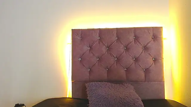 Snapshot of ANDREA_TWERK_ASS chatting on 5, 5, 2026 ANDREA TWERK ASS online show from 5, 5, 2026
