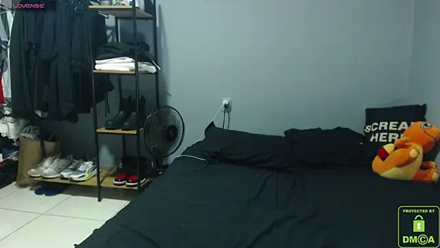 Snapshot of paulo_allen chatting on 4, 2, 2025 paulo allen online show from 4, 2, 2025