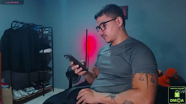 Snapshot of paulo_allen chatting on 15, 2, 2025 paulo allen online show from 15, 2, 2025