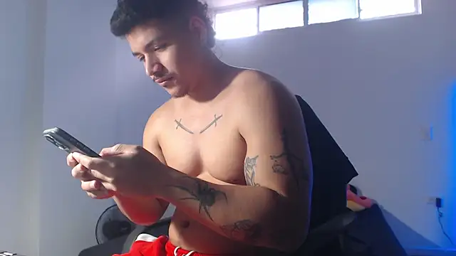 Snapshot of paulo_allen chatting on 6, 10, 2025 paulo allen online show from 6, 10, 2025