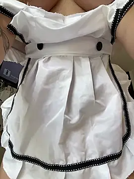 Snapshot of montmariana chatting on 17, 4, 2026 montmariana online show from 17, 4, 2026