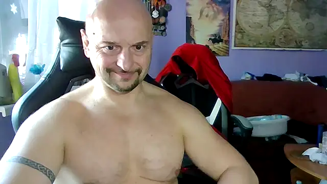 Snapshot of Sports-beast chatting on 9, 3, 2026 Sports-beast online show from 9, 3, 2026