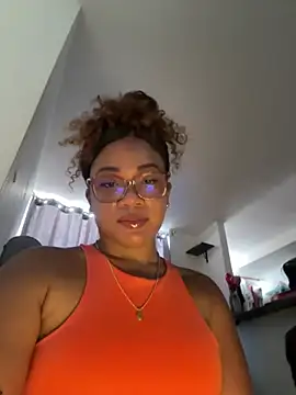 Snapshot of ashley_Tompson1 chatting on 21, 4, 2026 ashley Tompson1 online show from 21, 4, 2026