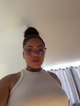 Snapshot of ashley_Tompson1 chatting on 24, 4, 2026 ashley Tompson1 online show from 24, 4, 2026