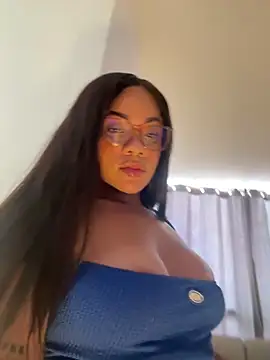 Snapshot of ashley_Tompson1 chatting on 25, 4, 2026 ashley Tompson1 online show from 25, 4, 2026