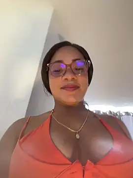 Snapshot of ashley_Tompson1 chatting on 1, 5, 2026 ashley Tompson1 online show from 1, 5, 2026