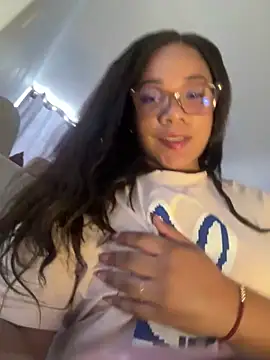 Snapshot of ashley_Tompson1 chatting on 13, 5, 2026 ashley Tompson1 online show from 13, 5, 2026