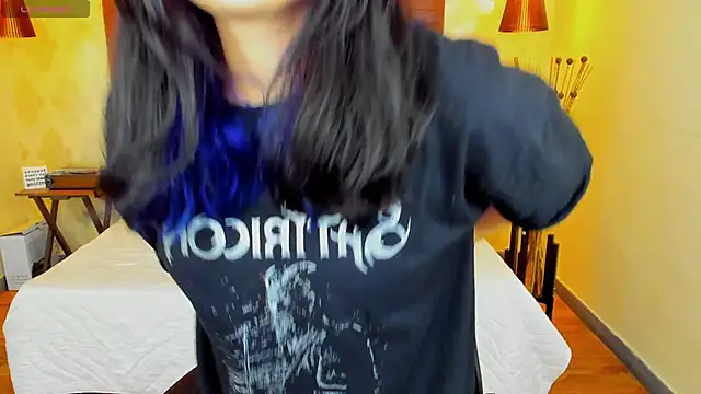 KatherineBond online show from 22, 1, 2025