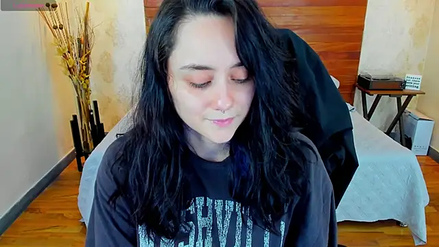 KatherineBond online show from 8, 2, 2025