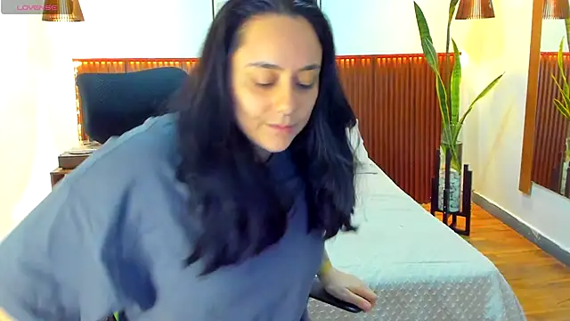 KatherineBond online show from 1, 11, 2025