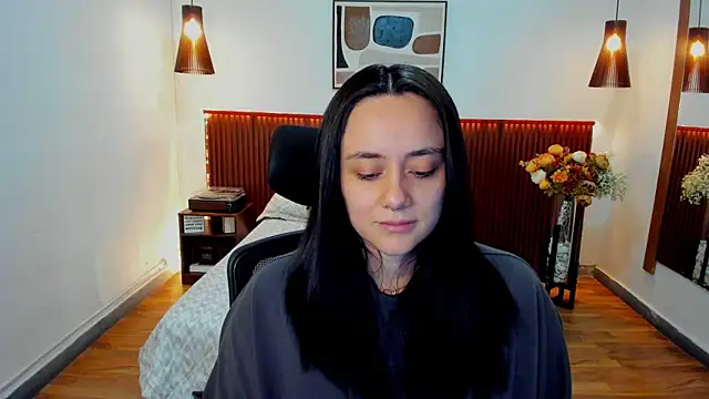 Snapshot of KatherineBond chatting on 24, 3, 2026 KatherineBond online show from 24, 3, 2026