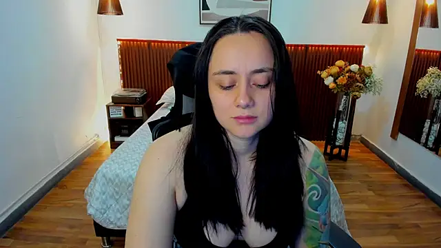 Snapshot of KatherineBond chatting on 27, 3, 2026 KatherineBond online show from 27, 3, 2026