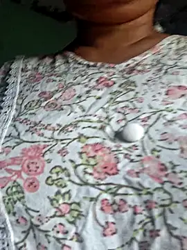 Snapshot of Priya_Bong chatting on 7, 5, 2026 Priya Bong online show from 7, 5, 2026