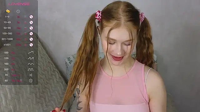 Snapshot of TrissMerigold9 chatting on 3, 3, 2025 TrissMerigold9 online show from 3, 3, 2025