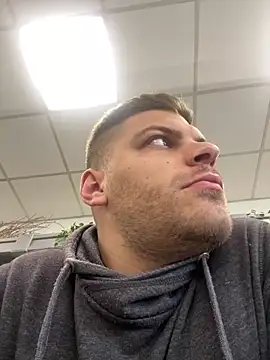 Snapshot of mans30 chatting on 4, 12, 2024 mans30 online show from 4, 12, 2024