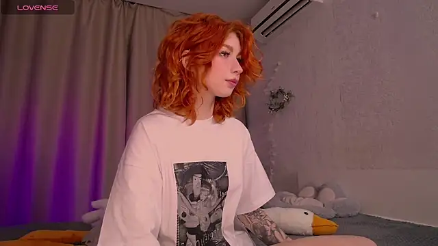 Snapshot of Evaa_Moonn_ chatting on 27, 1, 2025 Evaa Moonn  online show from 27, 1, 2025