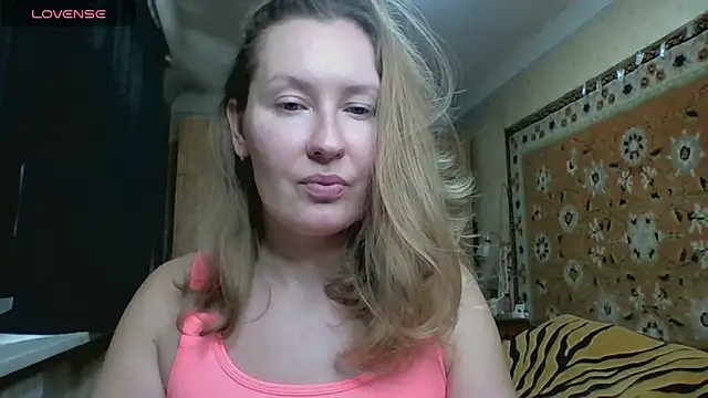 AnnaXLovers online show from 27, 10, 2025