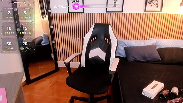 LILA ELLIOT online show from 25, 1, 2025