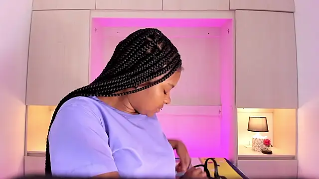 tamaraa smiith online show from 13, 2, 2025