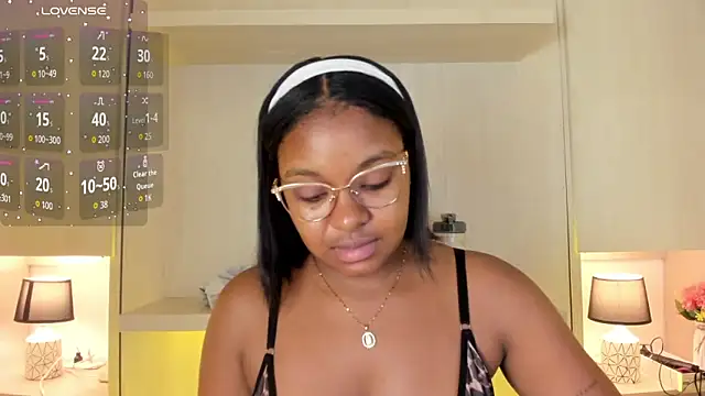 tamaraa smiith online show from 6, 11, 2025