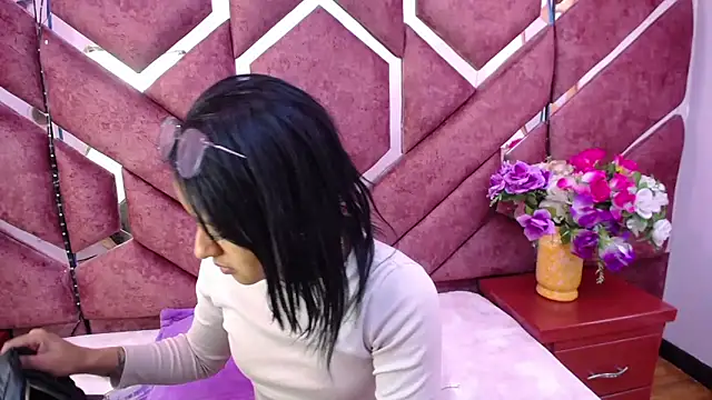 Snapshot of milly_print chatting on 15, 12, 2024 milly print online show from 15, 12, 2024