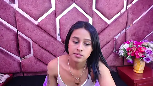 Snapshot of milly_print chatting on 19, 12, 2024 milly print online show from 19, 12, 2024