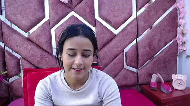 Snapshot of milly_print chatting on 21, 2, 2025 milly print online show from 21, 2, 2025