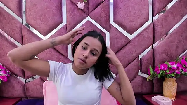 Snapshot of milly_print chatting on 10, 3, 2025 milly print online show from 10, 3, 2025