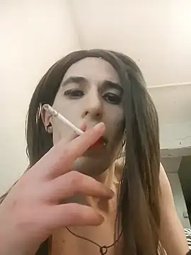 Snapshot of VanillaSeXy chatting on 5, 4, 2026 VanillaSeXy online show from 5, 4, 2026