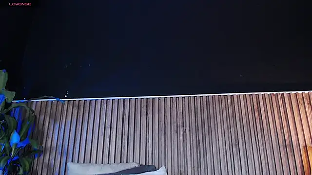 DilanJonnes  online show from 5, 3, 2025