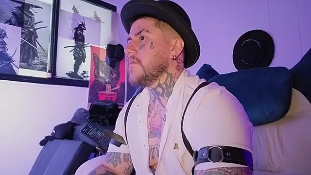 Snapshot of Ash_gusbig chatting on 7, 2, 2026 Ash gusbig online show from 7, 2, 2026