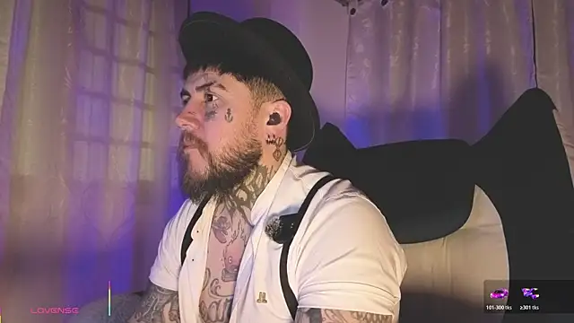 Snapshot of Ash_gusbig chatting on 8, 4, 2026 Ash gusbig online show from 8, 4, 2026