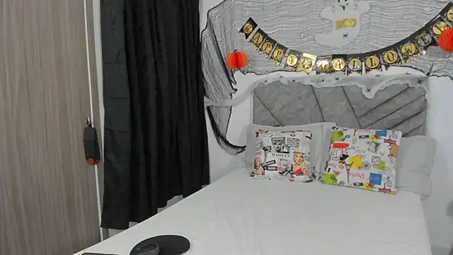 Snapshot of brittanypalmer2023 chatting on 23, 10, 2025 brittanypalmer2023 online show from 23, 10, 2025