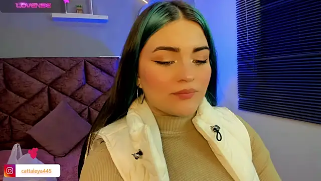 cattaleya    online show from 1, 2, 2025