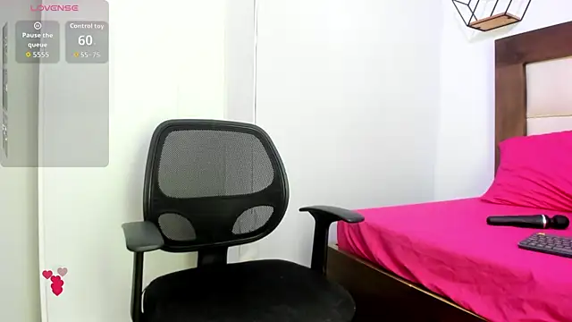 Abbyadams online show from 1, 10, 2025