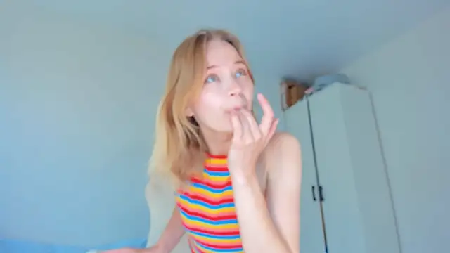 Snapshot of JennyWoody chatting on 15, 6, 2026 JennyWoody online show from 15, 6, 2026