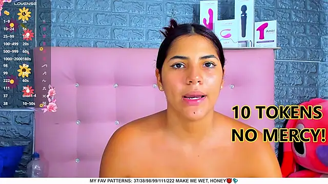 Snapshot of AriannaLewiis chatting on 28, 1, 2025 AriannaLewiis online show from 28, 1, 2025