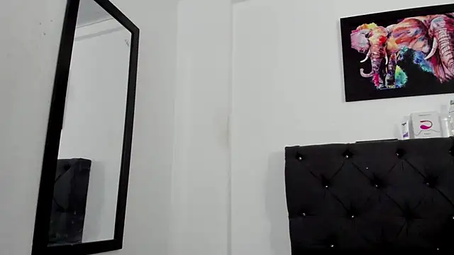 Snapshot of Audaxia666Doll chatting on 28, 3, 2026 Audaxia666Doll online show from 28, 3, 2026