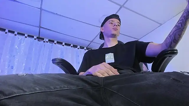 FrannBoy online show from 7, 3, 2025