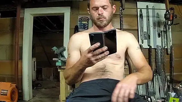 Bigoleslong98765 online show from 4, 10, 2025