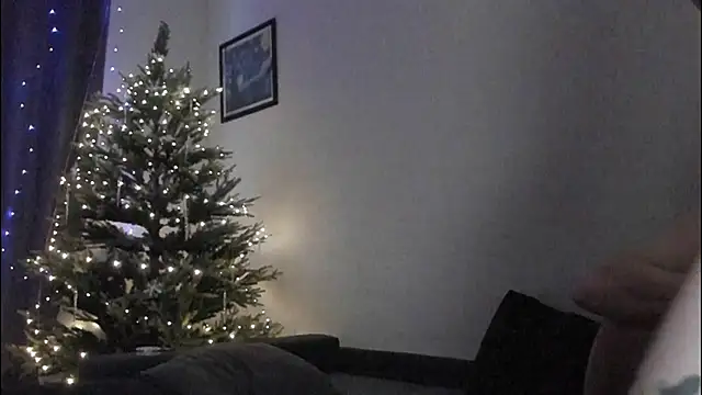 Emmy m00n online show from 27, 12, 2024